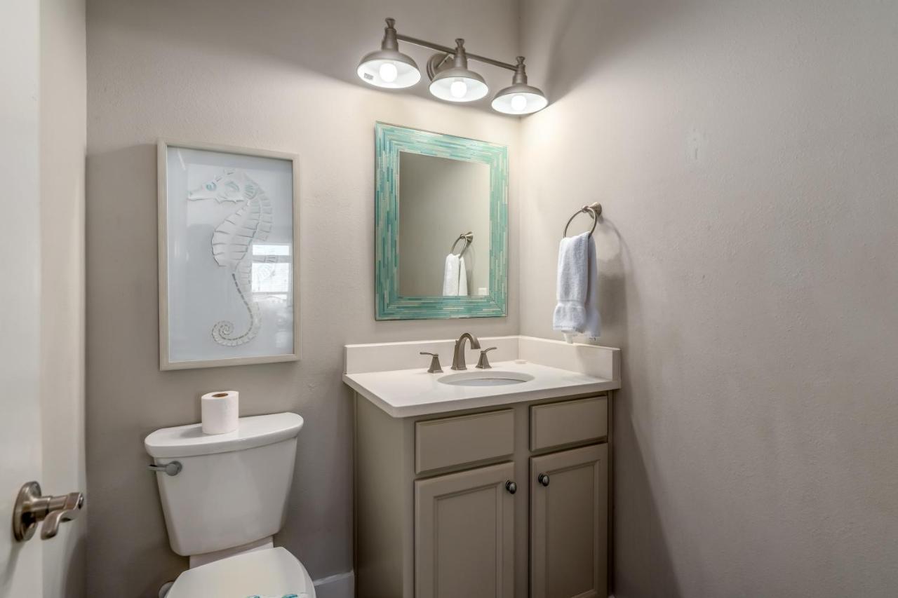 Island Time IV - Pet Friendly! Private Heated Gulf Facing Pool - Covered Porches And Sundecks - This Amazing Home Has It All! Home Dauphin Island Kültér fotó
